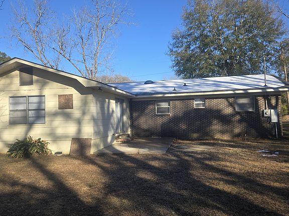 2nd image of 346 Dale Cir