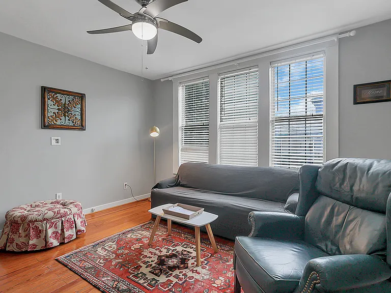 493 Elsmere St — Photo 3