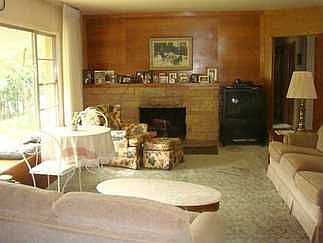 3rd image of 1824 Woodward Ave