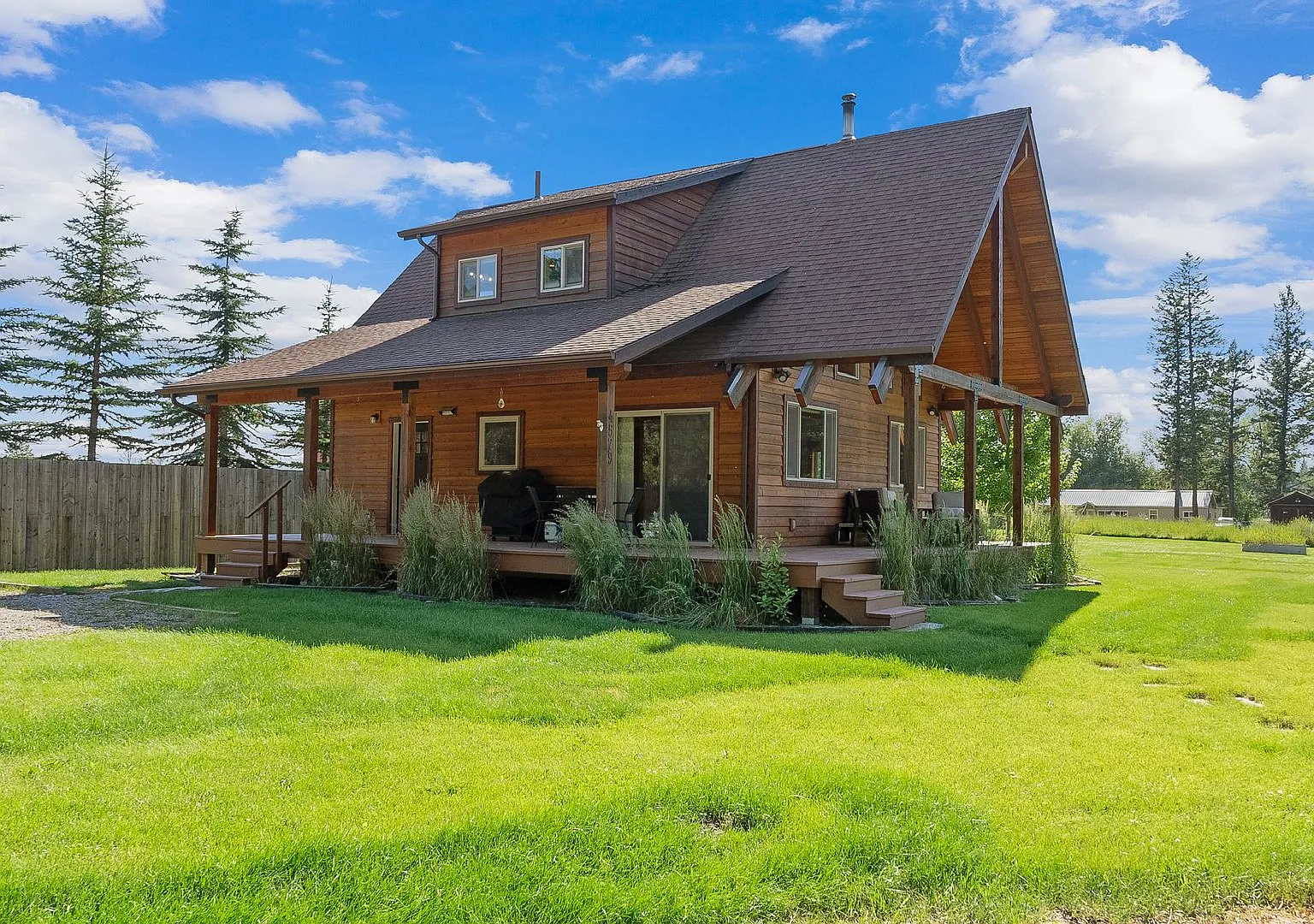 Luxury A-Frame Cabin in Columbia Falls Near Glacier National Park — Photo 1