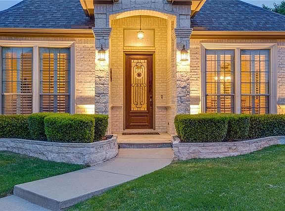 2nd image of 8321 Southridge Ct