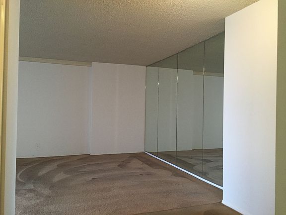 3rd image of 300 Winston Dr APT 1114