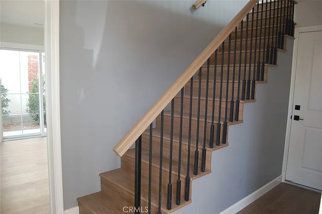 4 bed, 3.5 bath, 1598 sqft, $3,995 — Photo 3