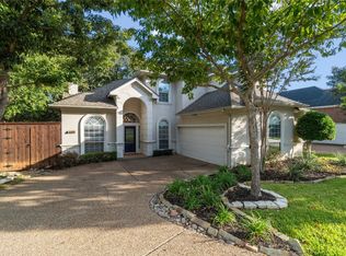 1414 Rio Bend Ct, Grapevine, TX 76051