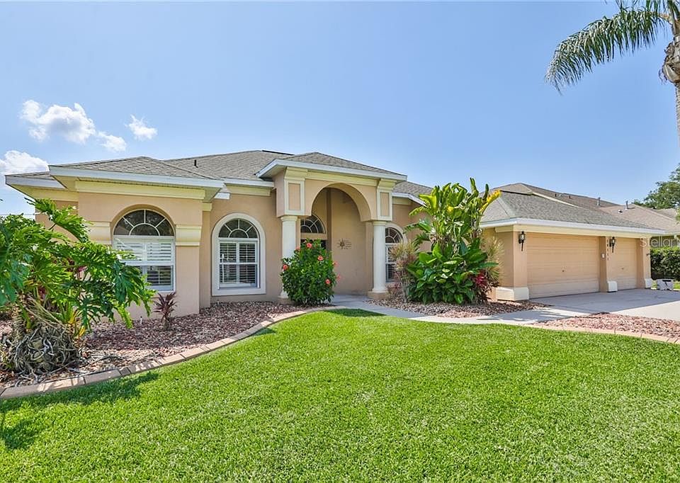 1st image of 10111 Paddock Oaks Dr