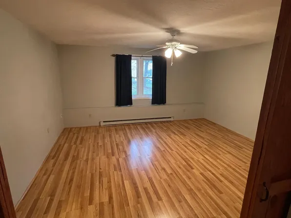 48 Gibbs St #2-1D, Worcester, MA 01607