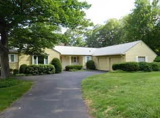 4 Arbor Ln, Wilbraham, MA 01095