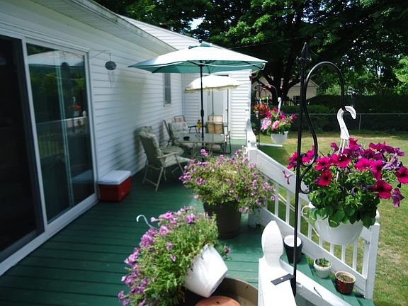 Rear Deck River Side