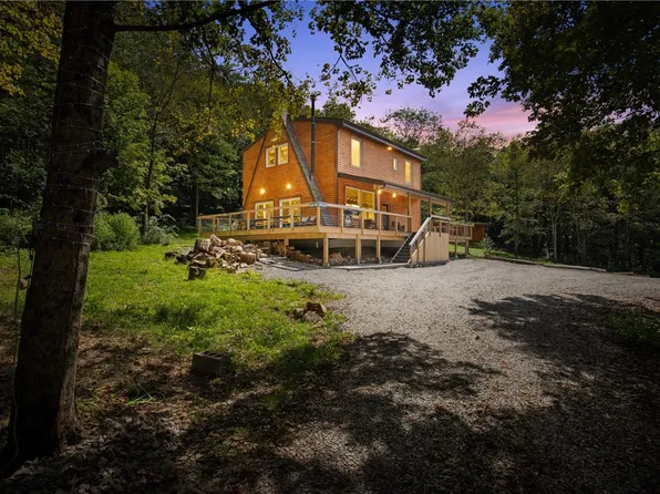 146 Luna Way, Markleton, PA 15551