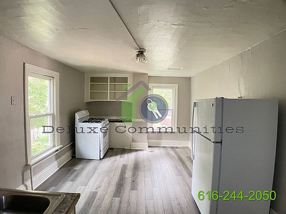 3rd image of 155 National Ave NW #2