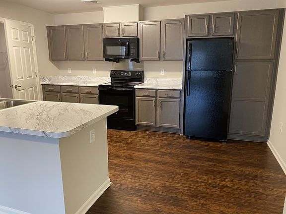 5th image of 721 Day Lily Cir #B794d907f