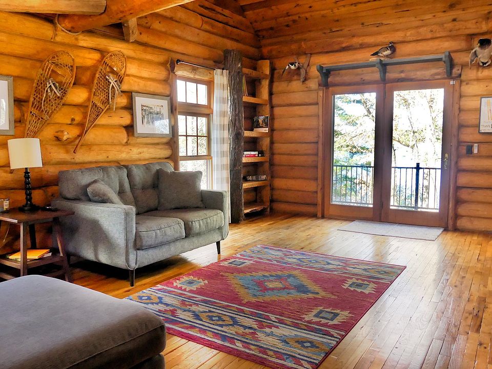 16th image of this home