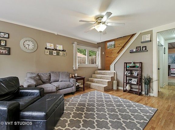 2nd image of 11543 S Sacramento Dr