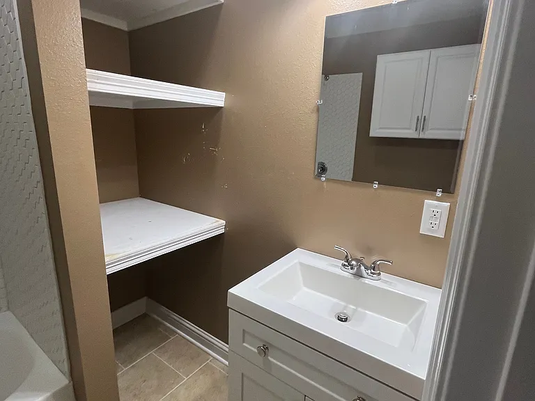238 Twin Oaks Rd — Photo 13