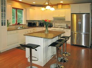 41 Eddy St #0, Newton, MA 02465