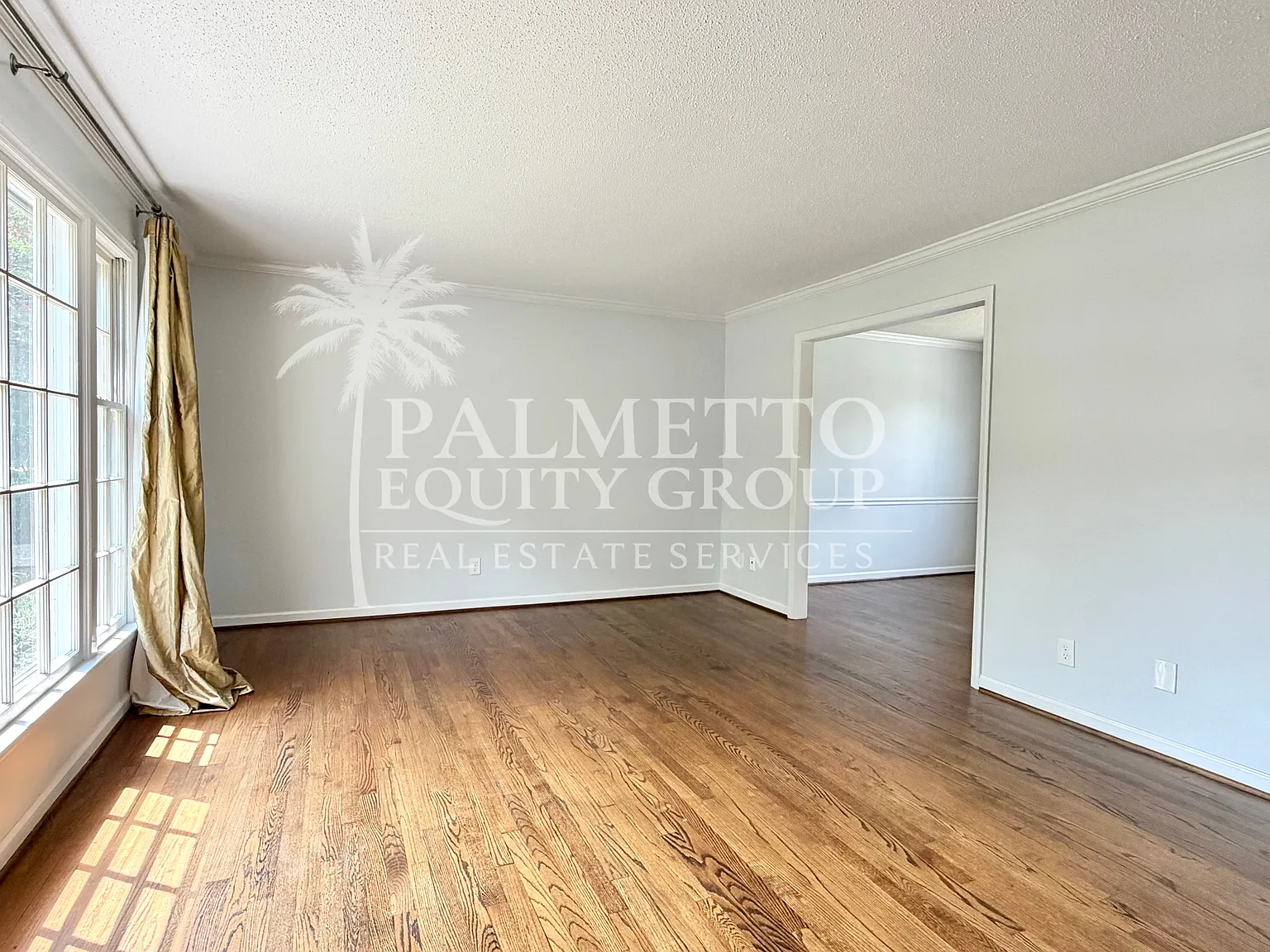 4 bed, 2.5 bath, $2,500 — Photo 3
