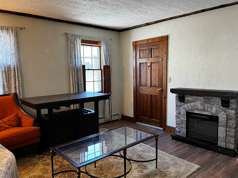 42 Essex St #1 — Photo 1