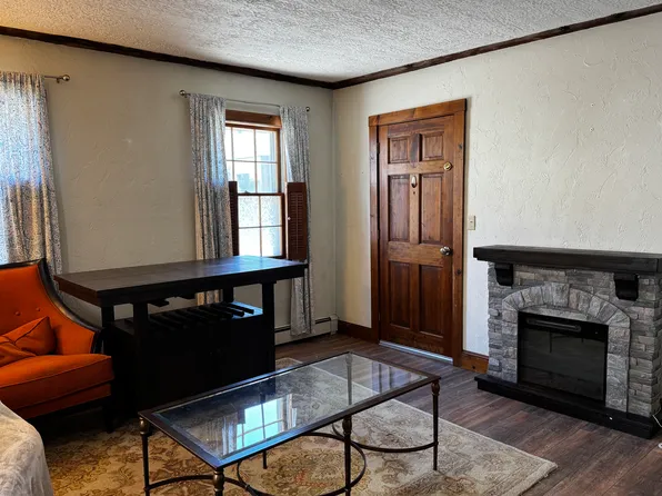42 Essex St Unit 1, Salem, MA 01970