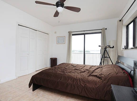 5th image of 7845 NE Bayshore Ct