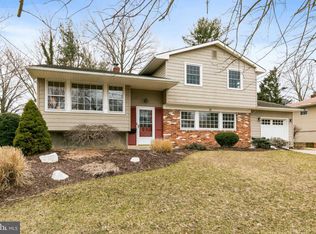 23 Knoll Ln, Cherry Hill, NJ 08002
