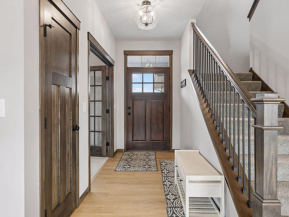 3rd image of 259 Lori Ln