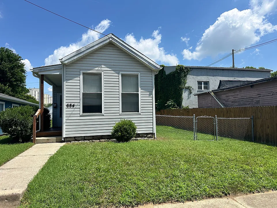 684 Williams Ave