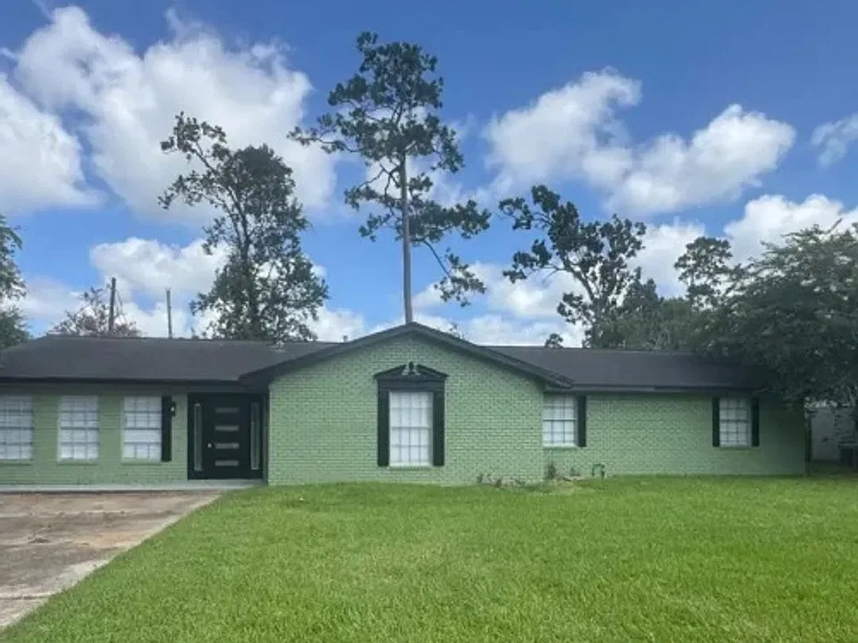 122 Wood Manor Ln