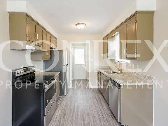 5th image of 720 Shelton Cir