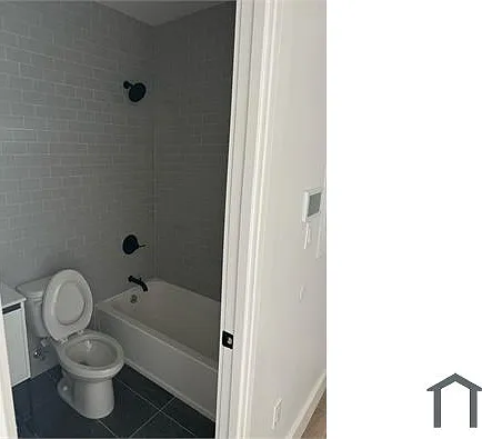 3 bed, $3,500 — Photo 3