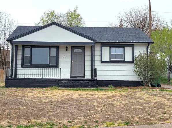 126 East Dr, Sidney, NE 69162