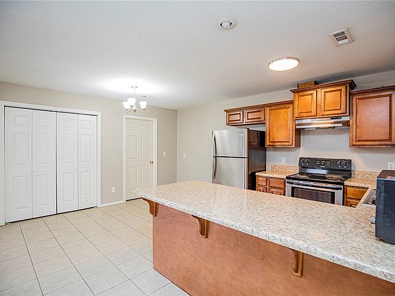 4th image of 172-174 Killdeer Dr