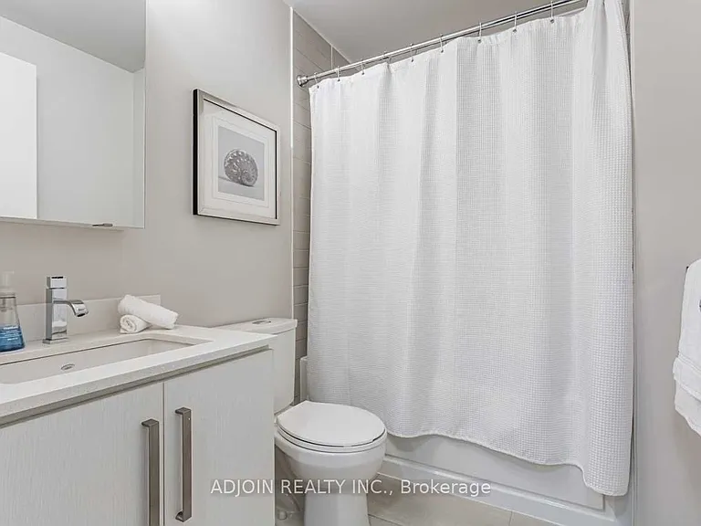 5180 Yonge St #612 — Photo 8