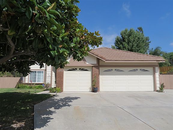 3rd image of 764 Puerto Oro Ct