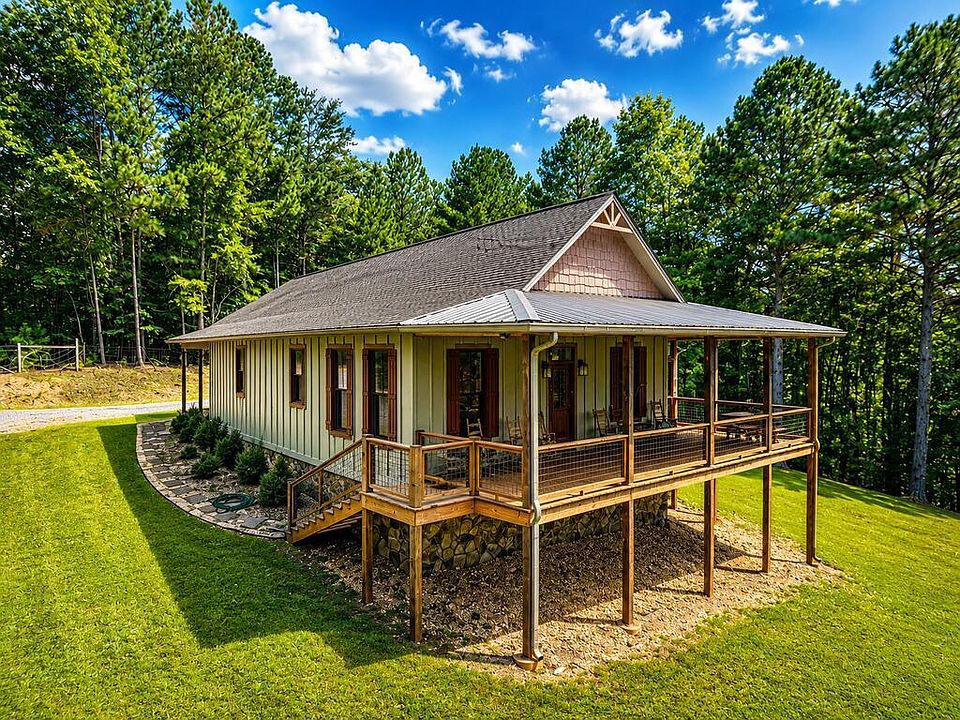 1st image of 104 Hideaway Trl