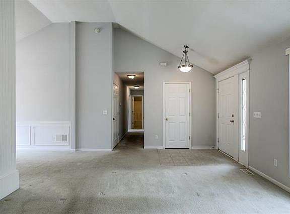 5th image of 4404 NE 102nd St