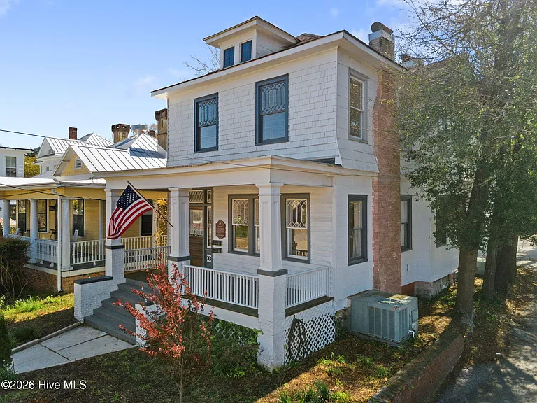 308 Dock St #LOWER — Photo 45