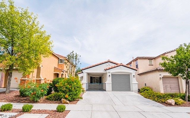 1st image of 10604 Calico Pines Ave