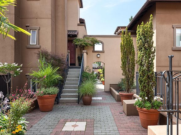 3rd image of 3036 W 4th Ave #26