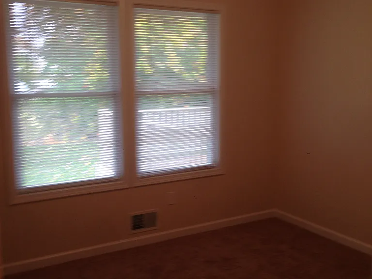 31 Morrison Ave — Photo 6