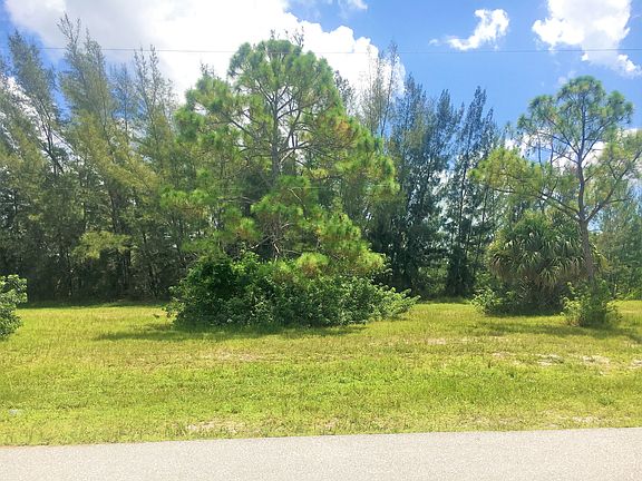 5th image of 2311 NW 33rd Pl