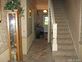 4th image of 212 W Maryland Ave
