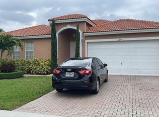 15945 SW 98th St, Miami, FL 33196