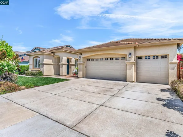 213 Shady Oak Dr, Oakley, CA 94561