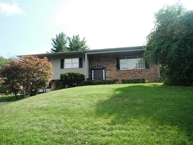 5 Hamill Rd photo 1