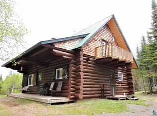 1466 Tom Lake Rd, Hovland, MN 55606