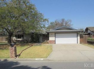 11542 Kay Ln, Hanford, CA 93230