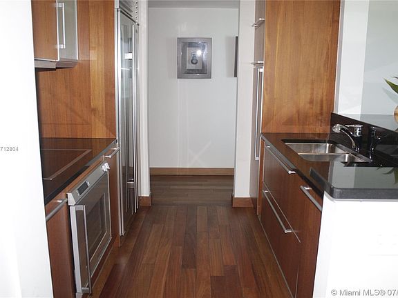 2nd image of 101 20th St #1903