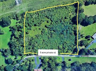 30 Royal Way, Barrington, IL 60010