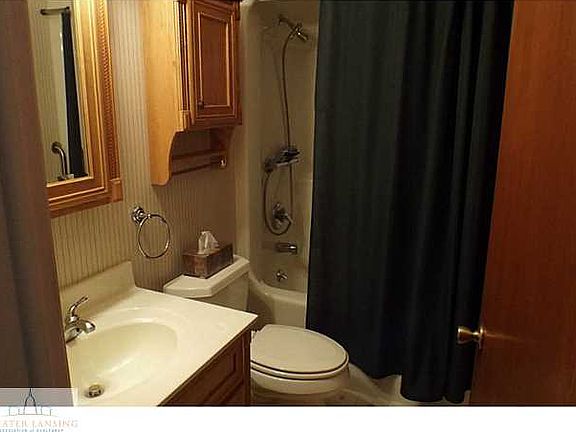 4th image of 3325 Glenbrook Dr