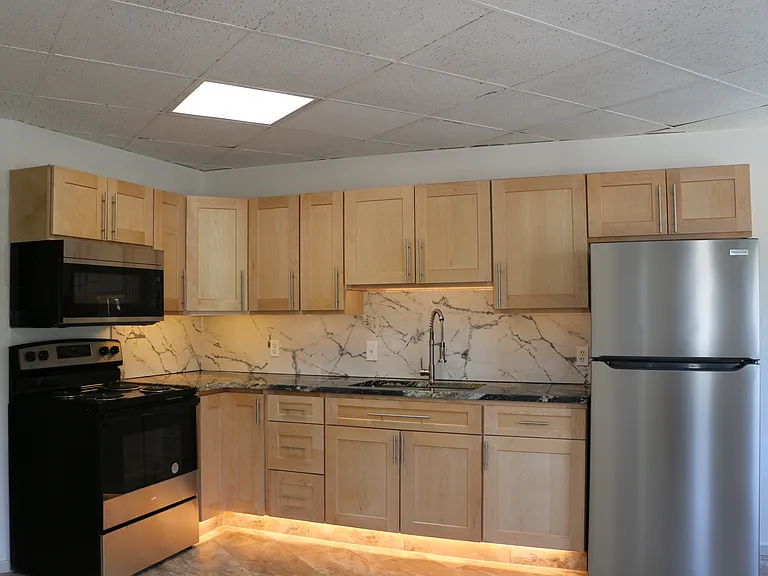 17911 W Big Lake Blvd #7 — Photo 4